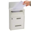Picco - kerítésen kívüli postaláda